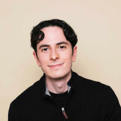 Neav Topaz